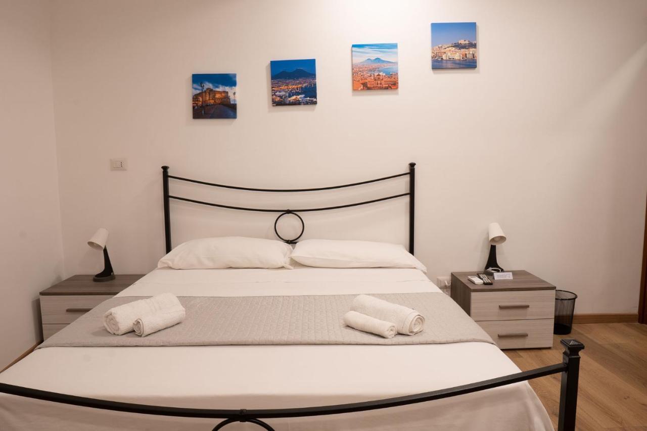 Athmosfera Nova 18 Hotel Napels Buitenkant foto
